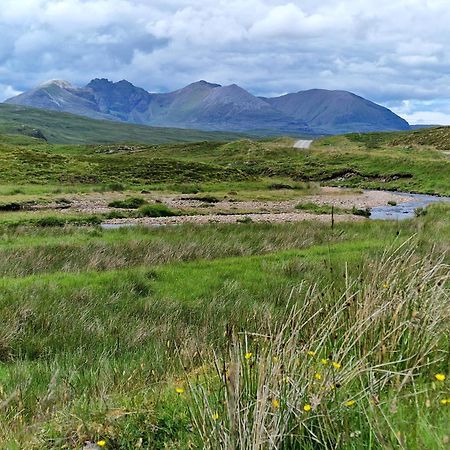 Gorse Gorgeous Glamping Hideaway Lägenhet Dundonnell Exteriör bild