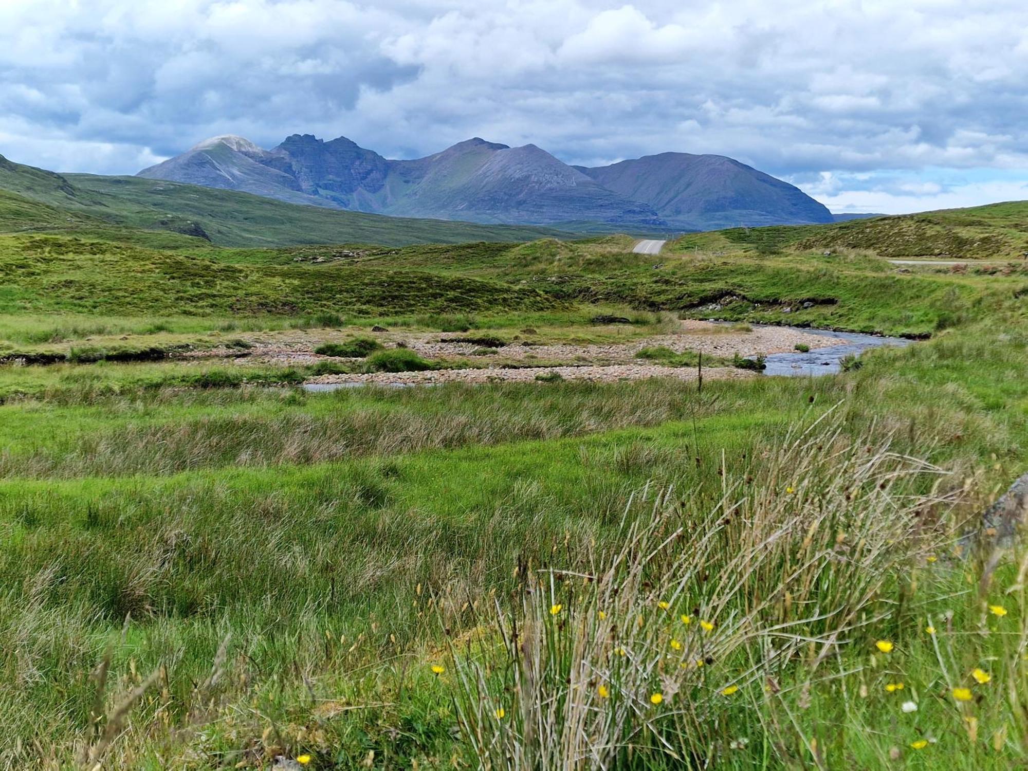 Gorse Gorgeous Glamping Hideaway Lägenhet Dundonnell Exteriör bild