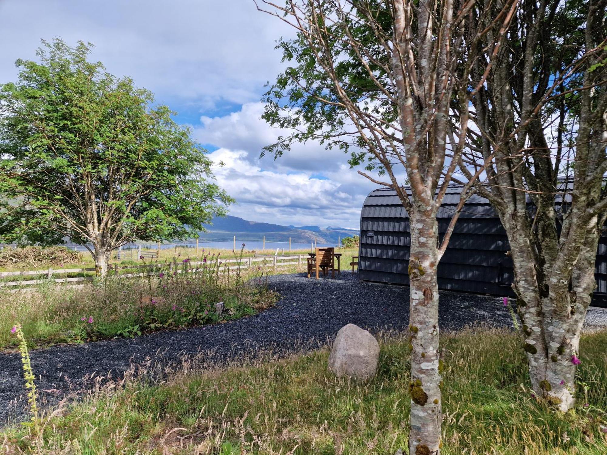 Gorse Gorgeous Glamping Hideaway Lägenhet Dundonnell Exteriör bild